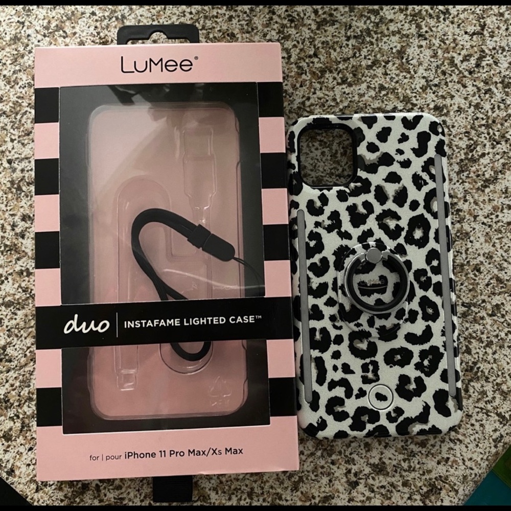 LuMee iPhone 11 Pro Max Case